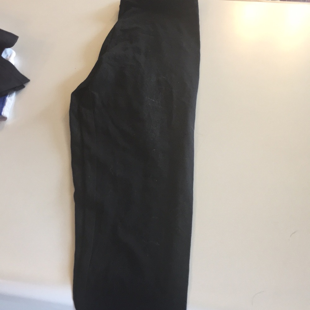 Black leggings